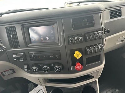 2026 Peterbilt 579 Base