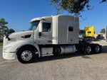 2022 Peterbilt 579 Base