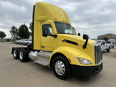 2023 Peterbilt 579 Base
