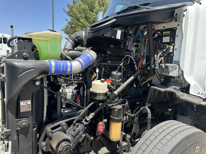 2021 Peterbilt 579 Base