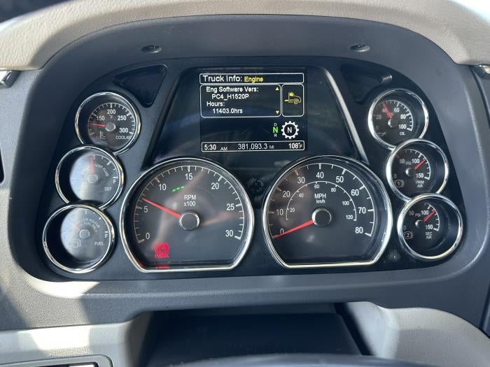 2021 Peterbilt 579 Base