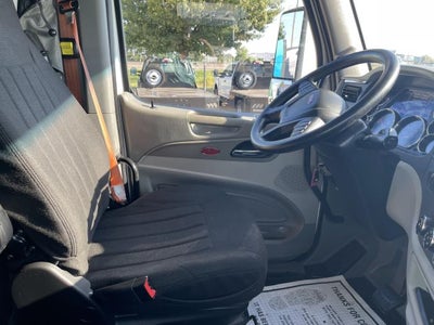 2021 Peterbilt 579 Base