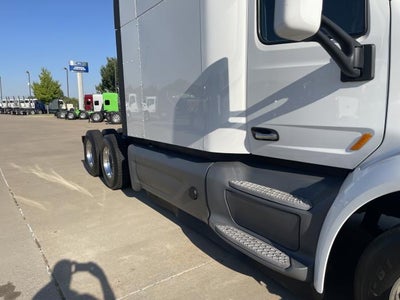 2021 Peterbilt 579 Base