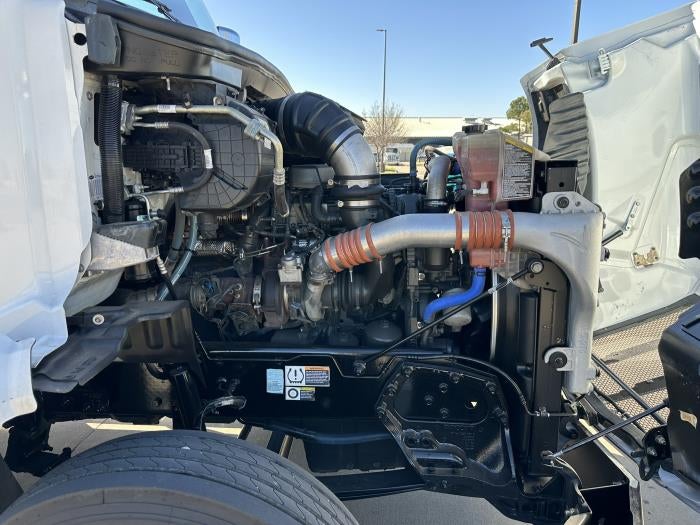 2021 Peterbilt 579 Base