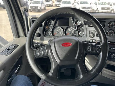 2021 Peterbilt 579 Base