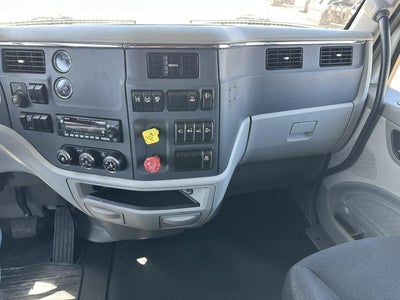 2021 Peterbilt 579 Base