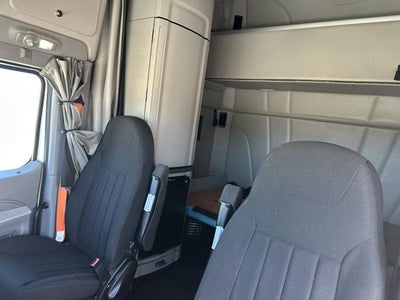 2021 Peterbilt 579 Base