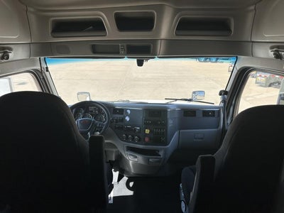 2021 Peterbilt 579 Base