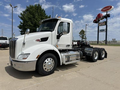 2021 Peterbilt 579 Base