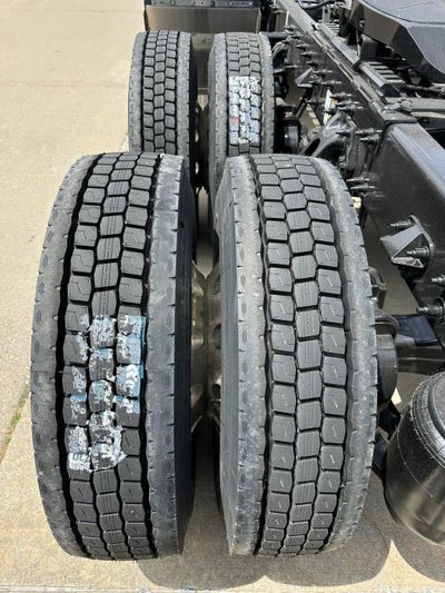 2021 Peterbilt 579 Base