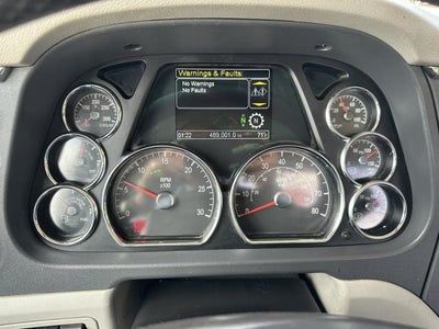 2021 Peterbilt 579 Base