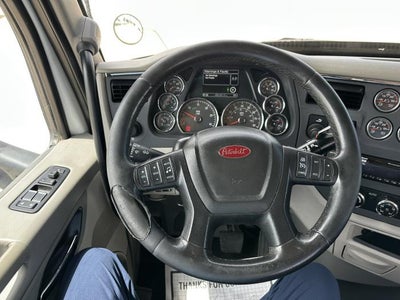 2021 Peterbilt 579 Base