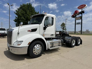 2021 Peterbilt 579 Base