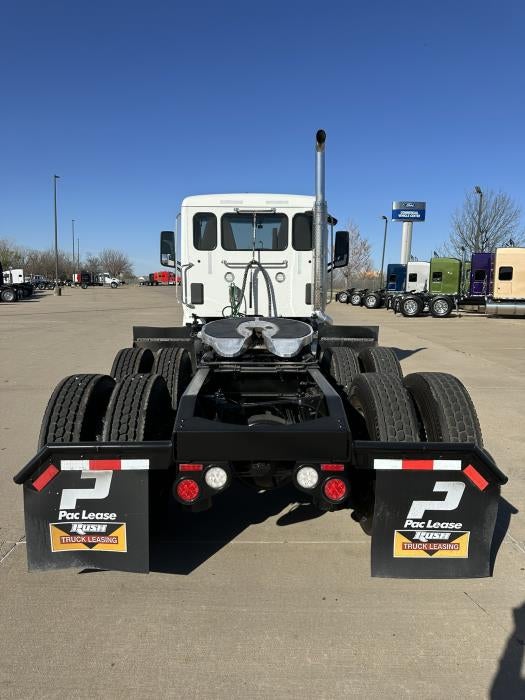 2021 Peterbilt 367 Base