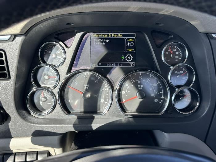 2021 Peterbilt 367 Base