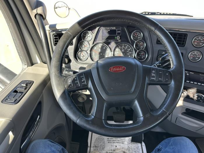 2021 Peterbilt 367 Base