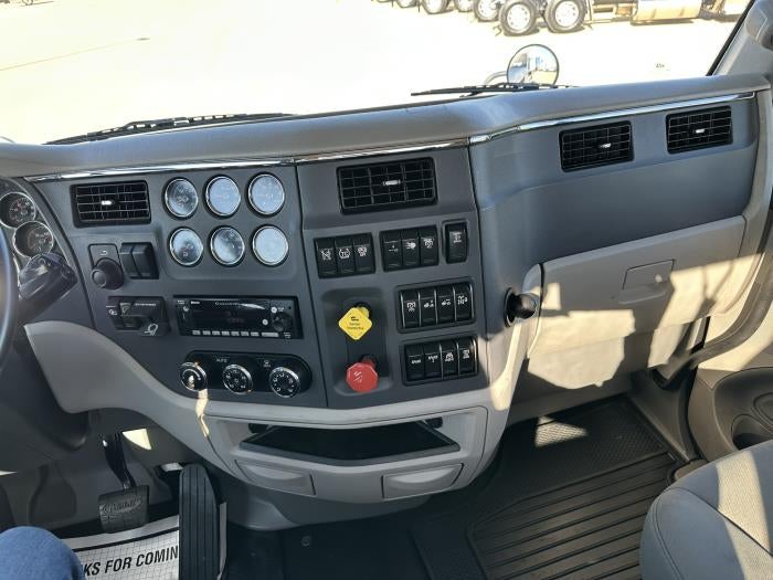 2021 Peterbilt 367 Base
