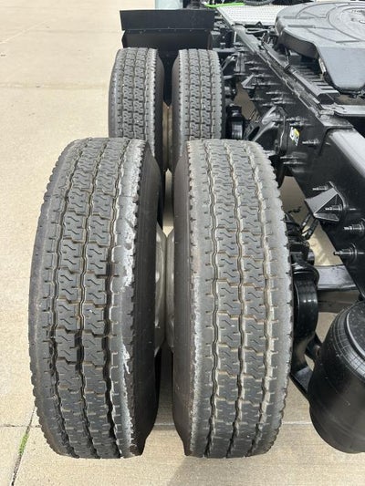 2021 Peterbilt 579 Base