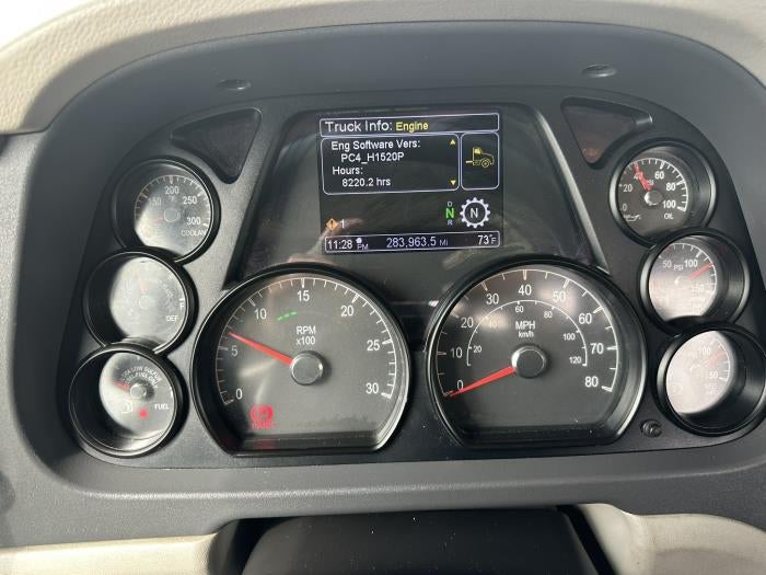 2021 Peterbilt 579 Base