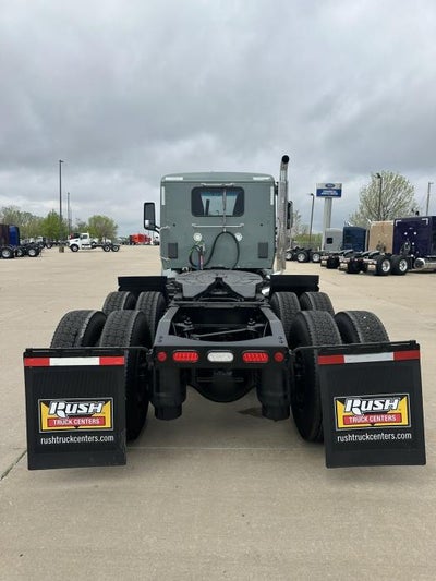 2021 Peterbilt 579 Base