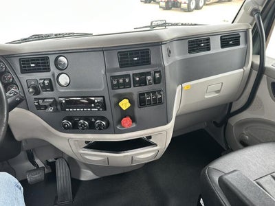2021 Peterbilt 579 Base