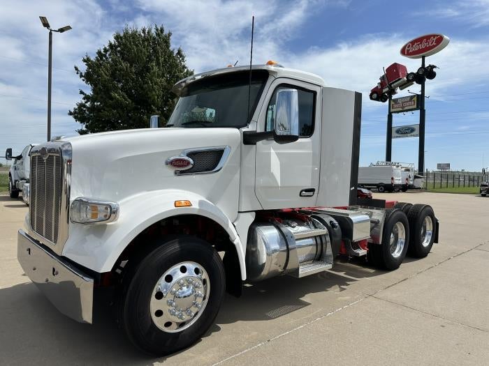 2023 Peterbilt 567 Base