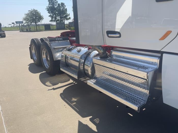 2022 Peterbilt 567 Base