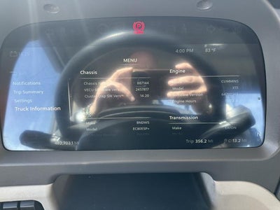 2023 Peterbilt 567 Base