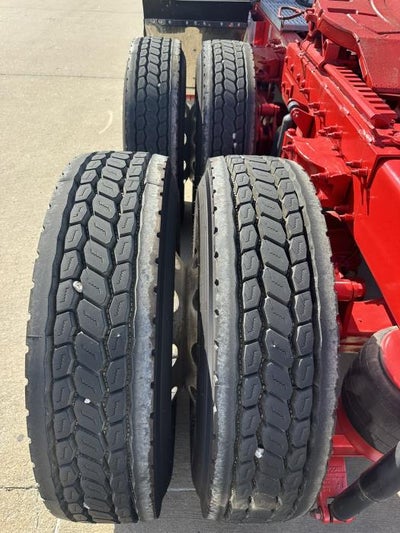 2023 Peterbilt 567 Base