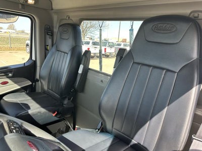2023 Peterbilt 567 Base