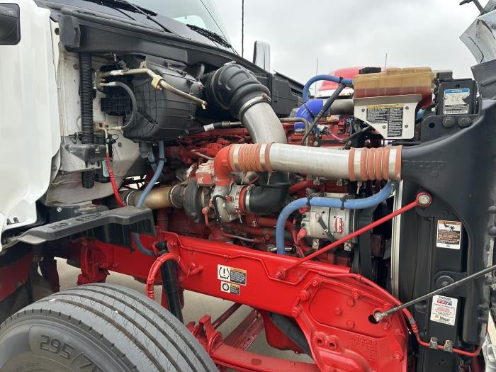 2023 Peterbilt 567 Base