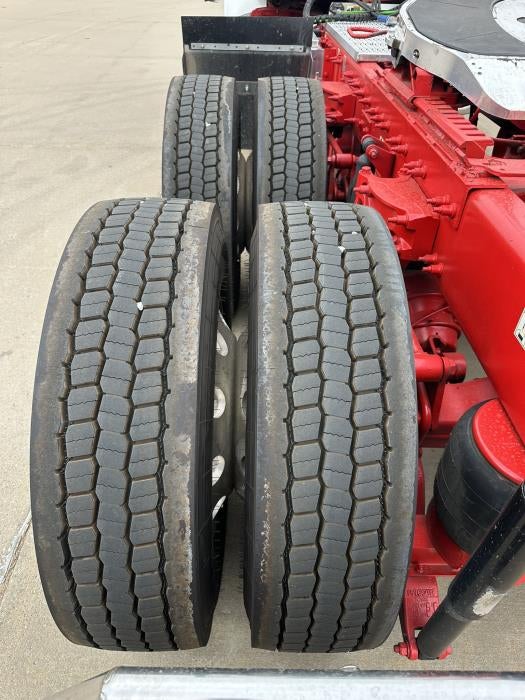2023 Peterbilt 567 Base