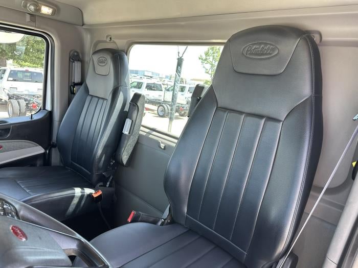2023 Peterbilt 567 Base