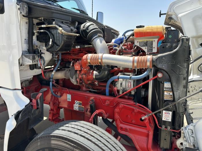 2023 Peterbilt 567 Base