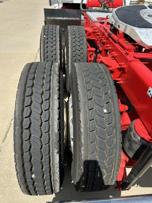 2023 Peterbilt 567 Base