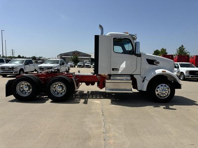 2023 Peterbilt 567 Base