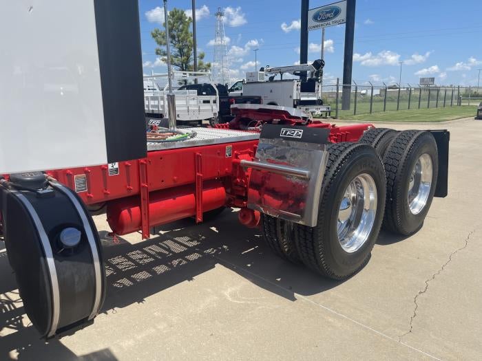 2022 Peterbilt 567 Base