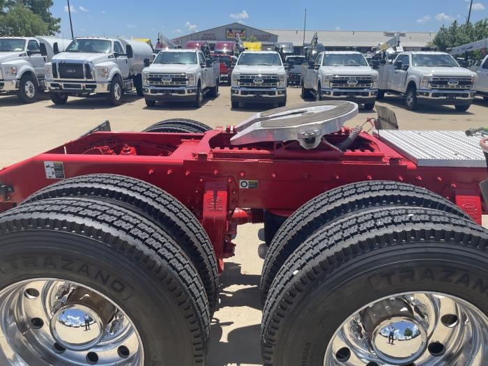 2022 Peterbilt 567 Base