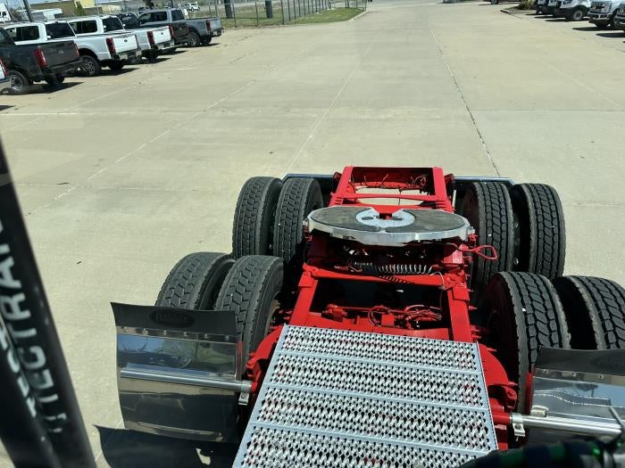 2023 Peterbilt 567 Base