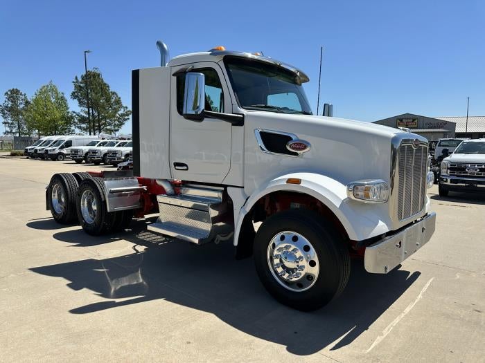 2023 Peterbilt 567 Base