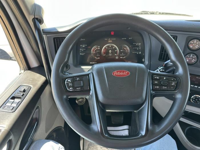 2023 Peterbilt 567 Base