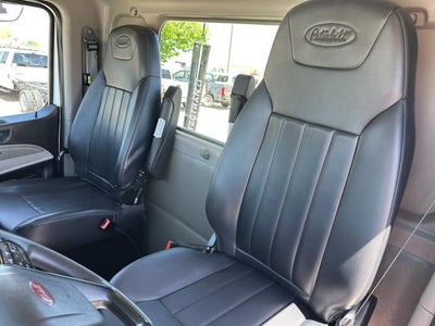 2023 Peterbilt 567 Base