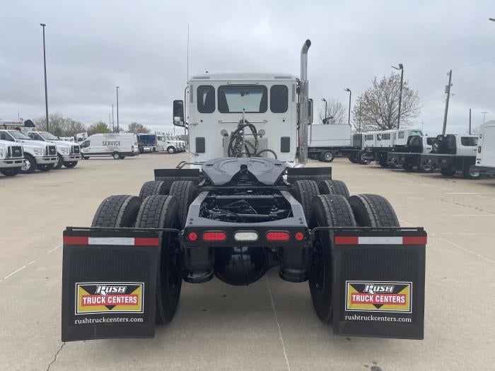 2020 Peterbilt 567 Base