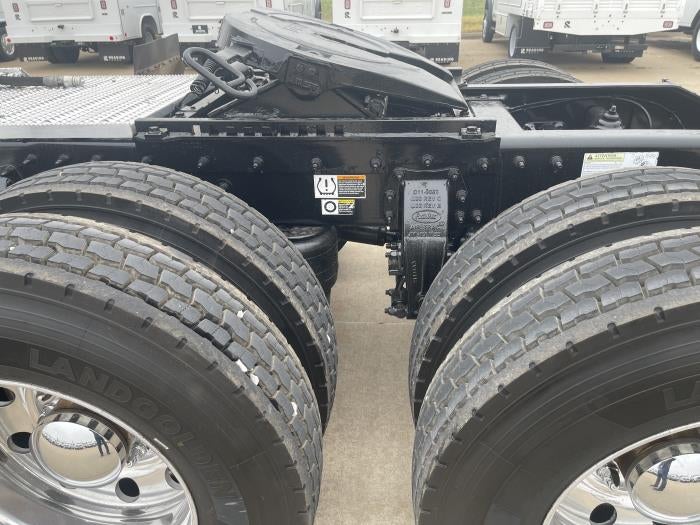 2020 Peterbilt 567 Base