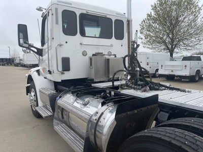 2020 Peterbilt 567 Base