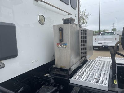 2020 Peterbilt 567 Base