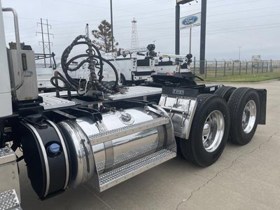 2020 Peterbilt 567 Base