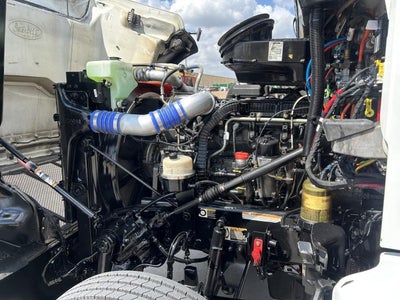 2020 Peterbilt 567 Base