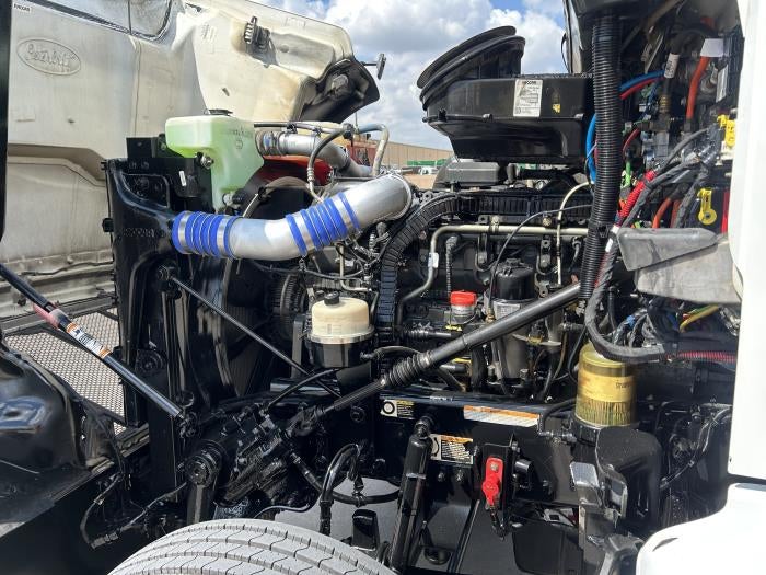 2020 Peterbilt 567 Base