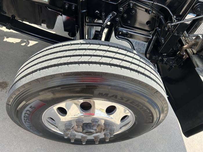 2020 Peterbilt 567 Base